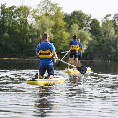 17/06/2021 - MARNAY - HAUTE SAONE - FRANCE -  Tourismepratique du paddle  sur la riviere l'Ognon        - Photo Laurent CHEVIET